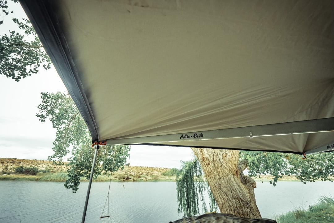 Alu Cab 270° Awning with Brackets - Image 2