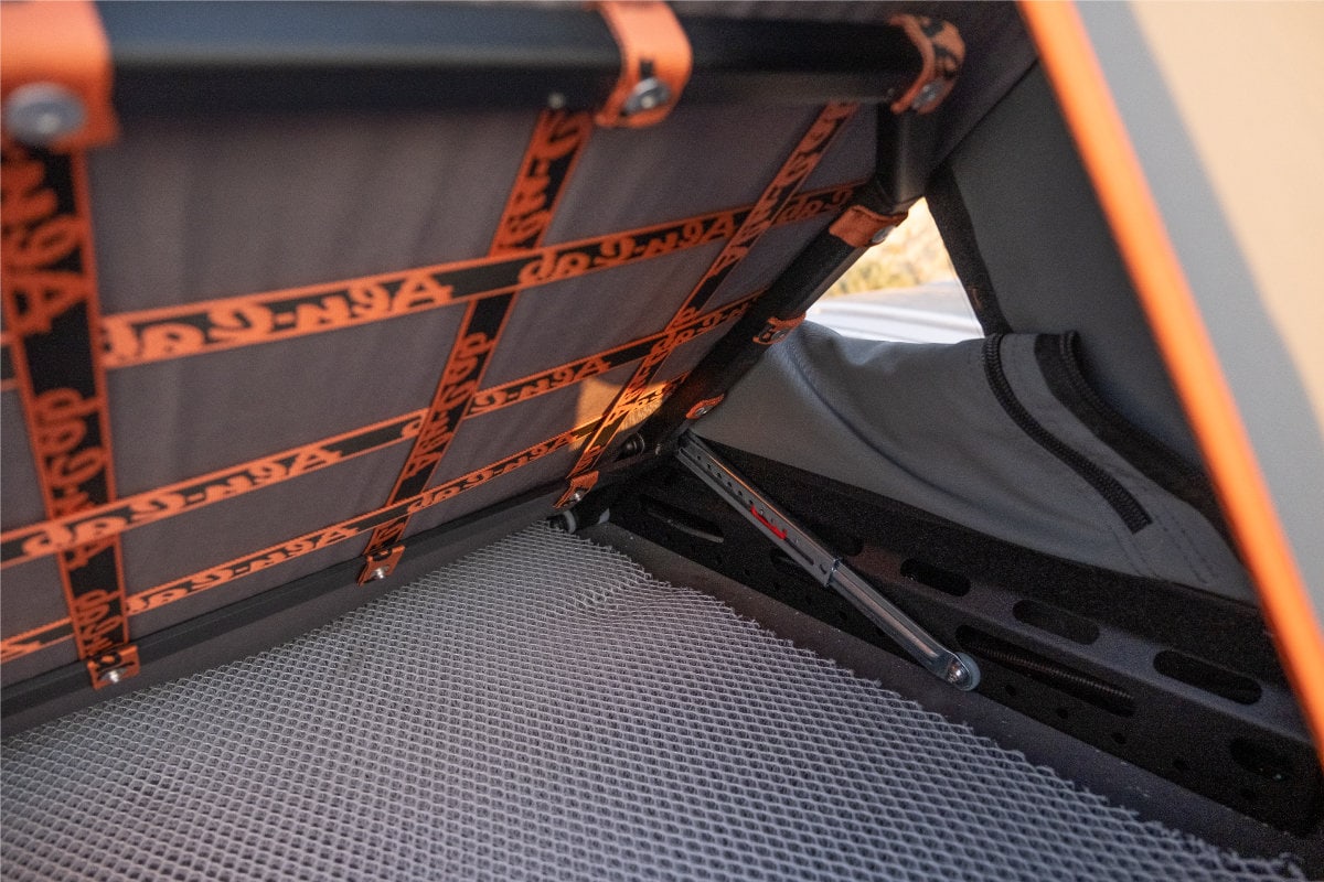 AluCab Generation 3.1 Expedition Tent Intu 4x4