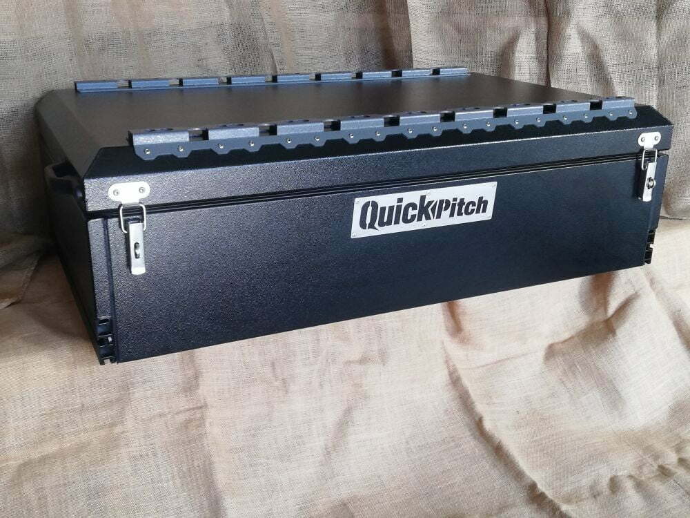 Cargo box by Quickpitch